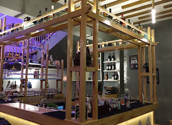 bhutan/gasa/bar/house-of-beverages-bhutan-hobs-bar