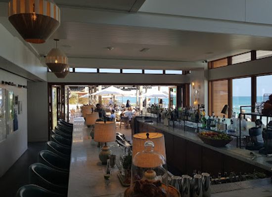 california/los-angeles-county/bar/little-beach-house-malibu