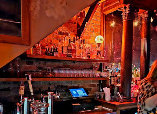illinois/chicago/wicker-park/bar/the-revel-room