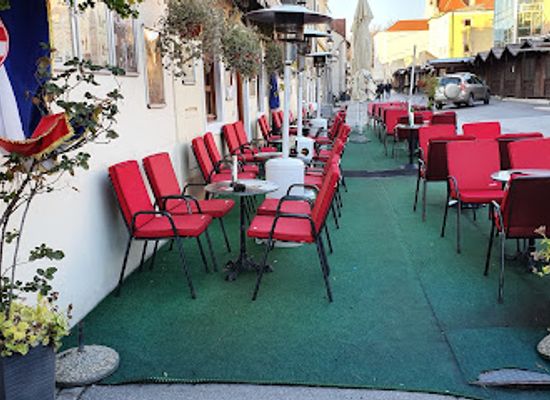 croatia/sljeme-mountain/bar/carpe-diem