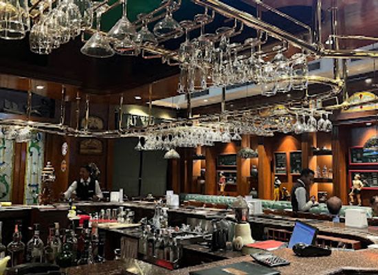 india/jaipur/jantar-mantar/bar/henry-s-the-pub-hotel-park-prime