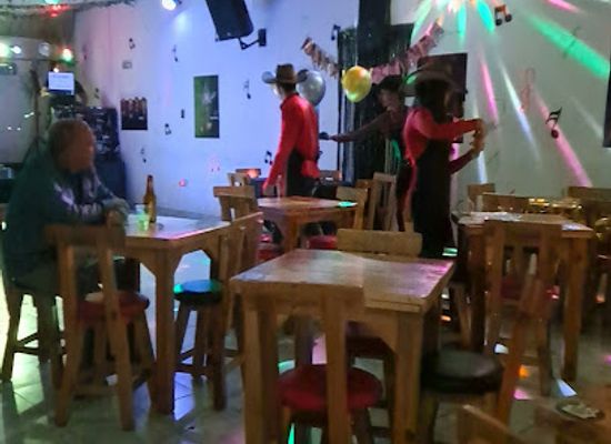 colombia/quindio-department/bar/casa-show-paraiso