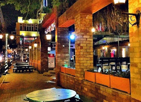 pakistan/rawalpindi/saddar/bar/corner-juice