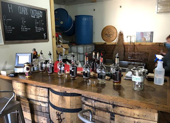 tennessee/highland-rim/bar/company-distilling