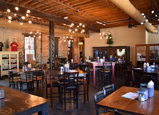missouri/hannibal/bar/friendship-brewing-company-hannibal