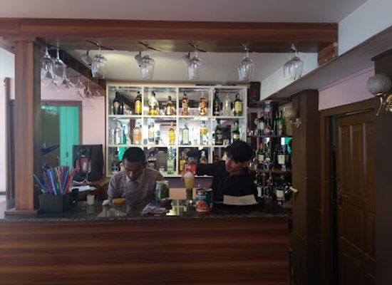 nepal/kathmandu/thamel/bar/tipsy-bar-thamel