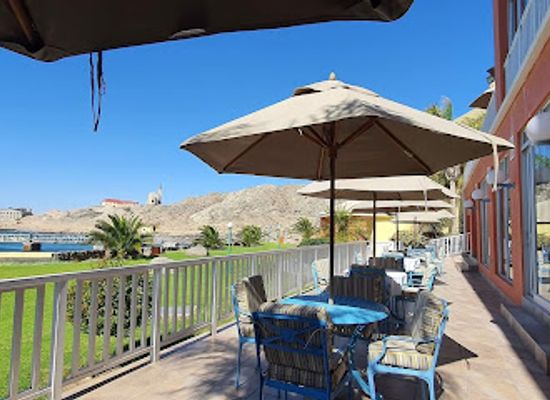 namibia/luderitz/bar/penguin-restaurant
