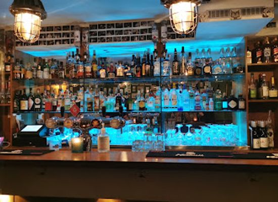 netherlands/amsterdam/de-wallen/bar/cafe-de-kroegtijger