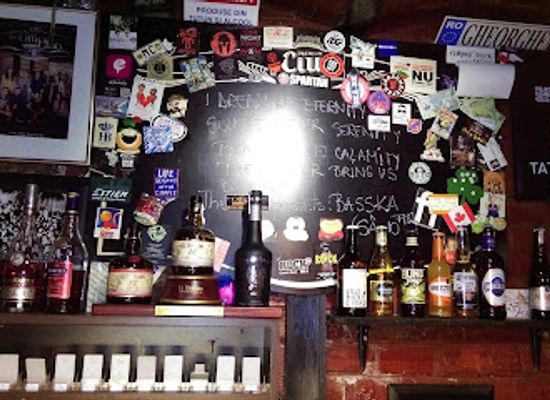 romania/mures/bar/the-office-clubul-presei