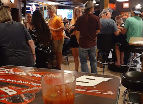 wisconsin/central-sands/bar/thirsty-arrow-bar-and-grill