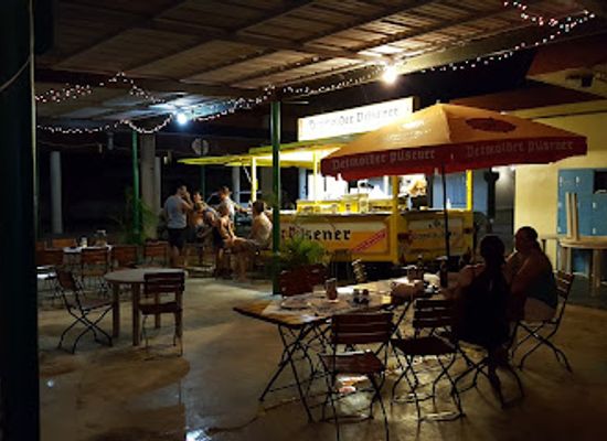 guam/mount-lamlam/bar/jimmy-dee-s-paradise-beach-resort-bar