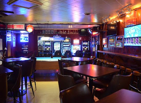 illinois/joliet/bar/izzy-s-llc