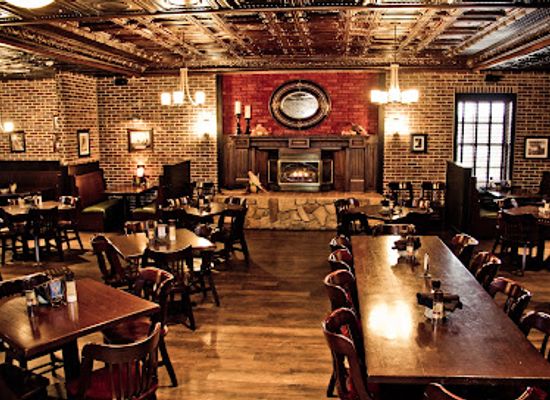 south-dakota/black-hills/bar/lucky-s-13-pub