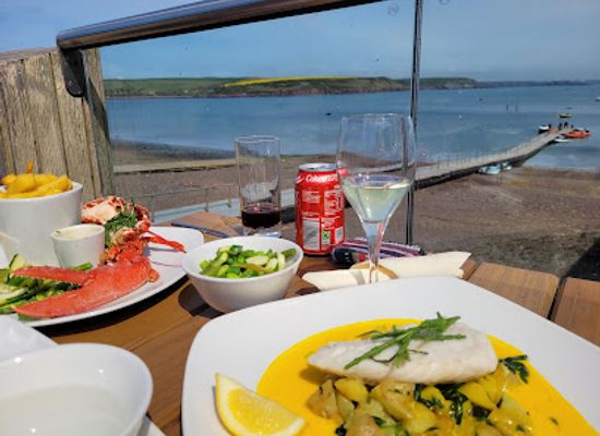 united-kingdom/pembrokeshire-coast-national-park/bar/the-griffin