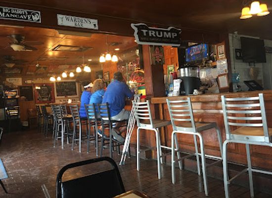 louisiana/grand-isle/bar/tommy-s-bar-restaurant
