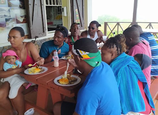 dominica/indian-river/bar/kish-tree-view-bar-grill-plus-yacht-services