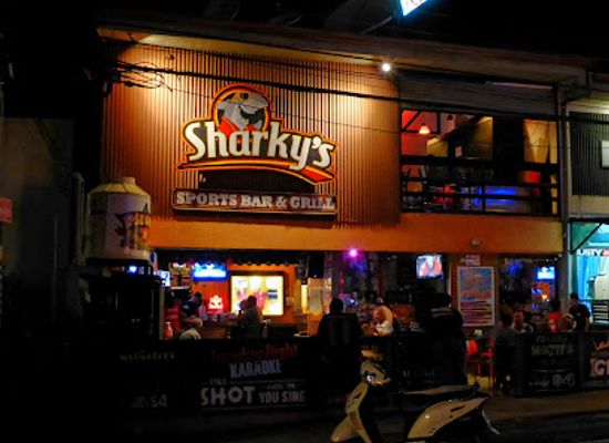 costa-rica/central-pacific/bar/sharky-s-sports-bar