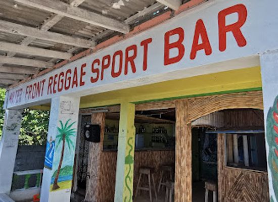 dominica/purple-turtle-beach/bar/water-front-reggae-sport