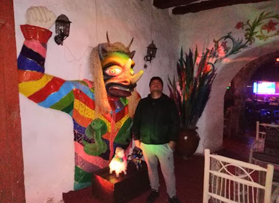 peru/sacred-valley/bar/saqras-resto-bar-urubamba