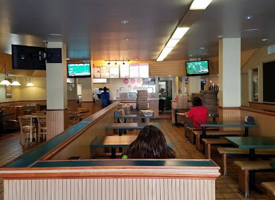 california/bay-area/bar/round-table-pizza