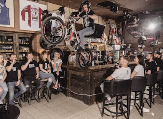 latvia/liepaja/bar/blakene-barber-shop-bars
