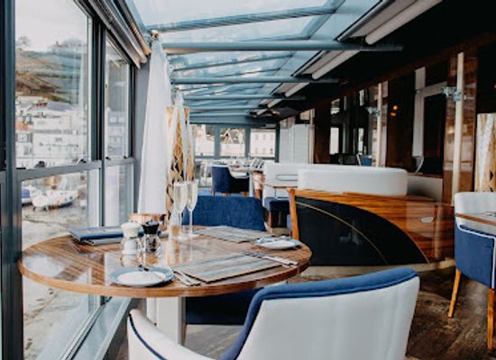 jersey/saint-brelade/bar/the-anchor-club-randalls-pubs