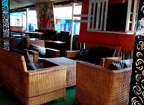 nigeria/yoruba/bar/hood-lounge-and-gardens