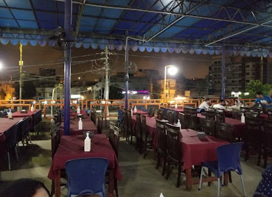 pakistan/upper-sindh/bar/noorani-kabab-house