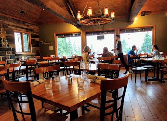 minnesota/lutsen-mountains/bar/cascade-restaurant-pub