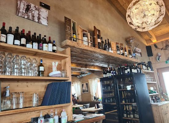 italy/cortina-d-ampezzo/bar/chalet-tofane