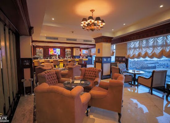 egypt/alexandria/bar/cigar-bar