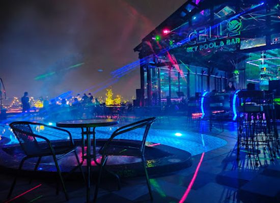 indonesia/medan/bar/cello-skypool-lounge-bar