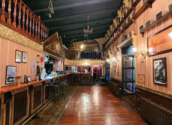 uzbekistan/tashkent/bar/ye-old-chelsea-arms