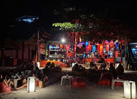 thailand/rayong/rayong-beach/bar/lima-bar