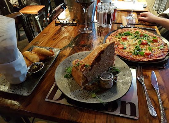united-kingdom/lake-district-national-park/bar/the-tilly-bar-and-kitchen