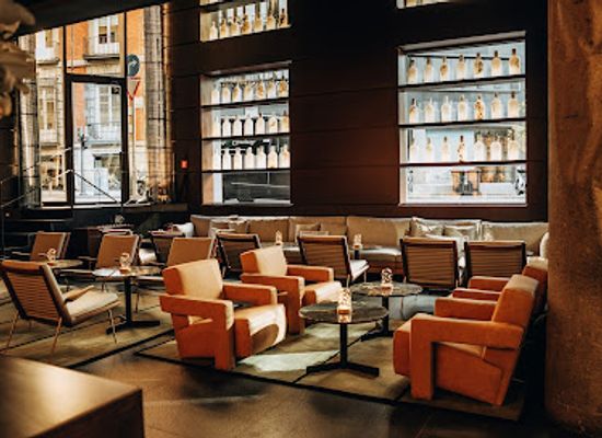 spain/madrid/sol/bar/glass-bar