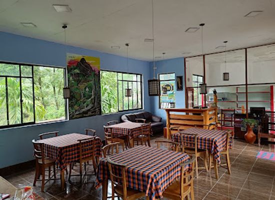sri-lanka/adam-s-peak/bar/blue-sky-guest-house-and-restaurant