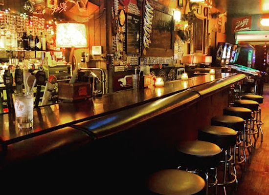 wisconsin/milwaukee/bay-view/bar/blackbird-bar