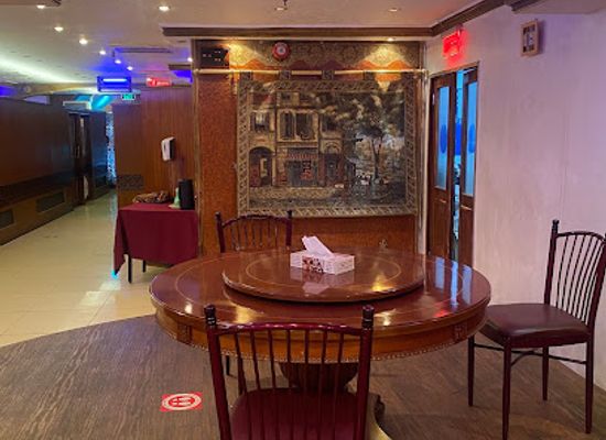 kuwait/farwaniya/bar/crystal-palace-restaurant