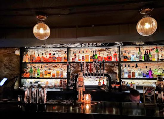 canada/eastern-ontario/bar/apothecary-lounge