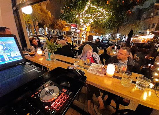 greece/athens/koukaki/bar/scamp