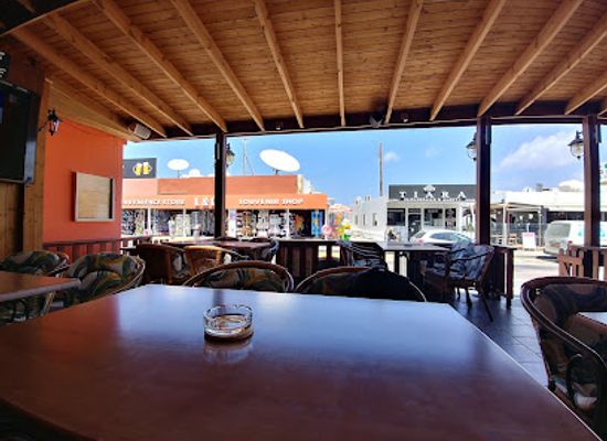 cyprus/protaras/bar/fools-and-horses-pub