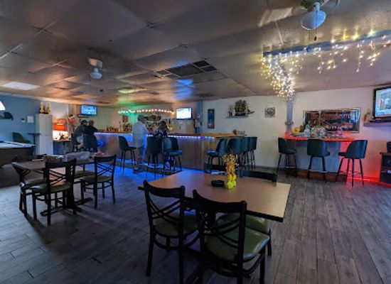 florida/honeymoon-island-state-park/bar/commodores-international-yacht