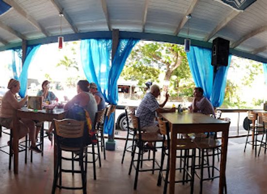 saint-lucia/gros-islet-quarter/bar/keebees