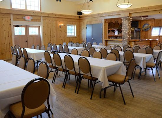 wisconsin/kettle-moraine-state-forest/bar/jug-s-hitching-post-saloon-grill