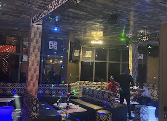 mali/dogon-country/bar/kings-quenns