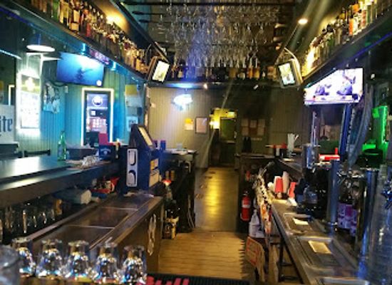 new-york/long-island/bar/jax-cocktail-lounge