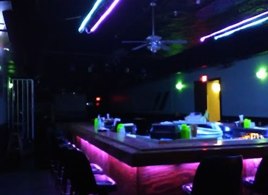 wisconsin/great-river-road/bar/city-sounds-dance-club