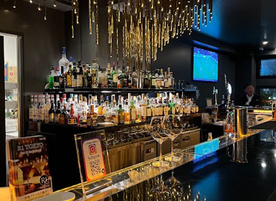 japan/tokyo/roppongi/bar/r1-tokyo-restaurant-cocktail-bar