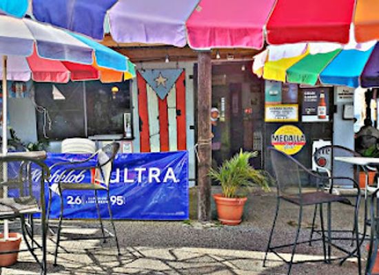 puerto-rico/la-cordillera-central/bar/la-piedra-loca